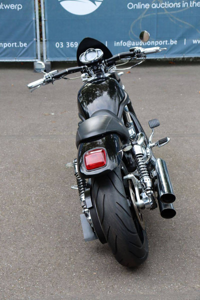 Harley-Davidson V-Rod VRSC - Мотоцикл: слика 5 Harley-Davidson V-Rod VRSC - Мотоцикл: слика 5