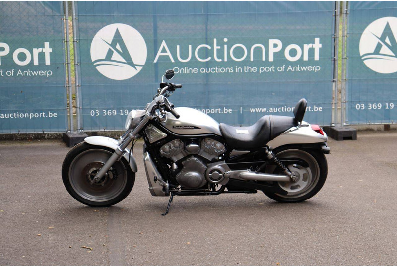 Harley-Davidson V-Rod VRSC - Мотоцикл: слика 1 Harley-Davidson V-Rod VRSC - Мотоцикл: слика 1