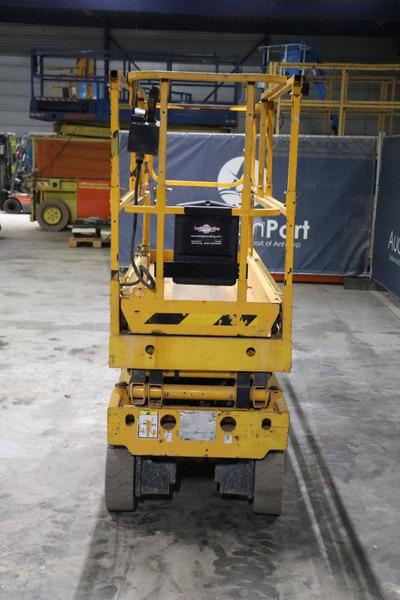 Haulotte COMPACT 8 - Кревач ножица: слика 5 Haulotte COMPACT 8 - Кревач ножица: слика 5