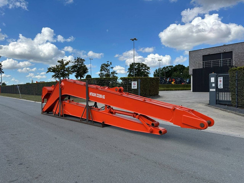 Hitachi ZX200 long reach - Пумпа за вода: слика 3 Hitachi ZX200 long reach - Пумпа за вода: слика 3