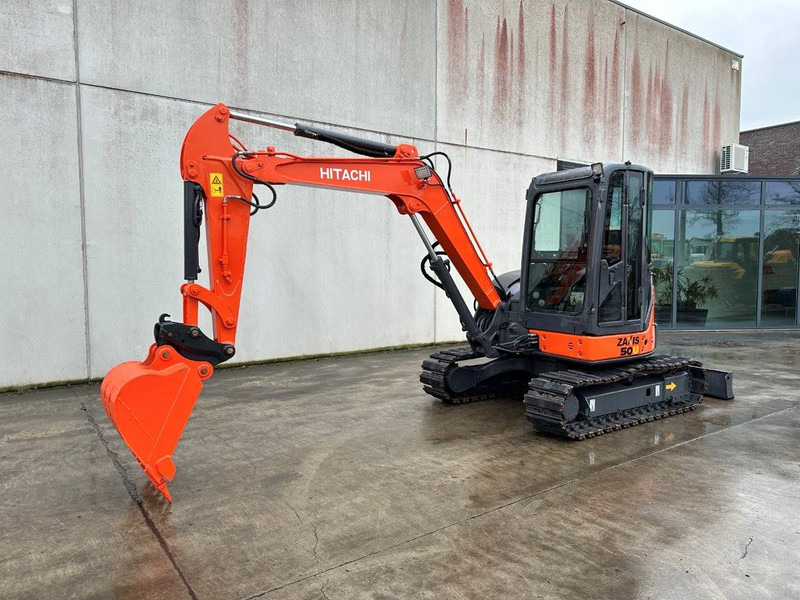 Hitachi ZX50U-2 - Багер гасеничар: слика 1 Hitachi ZX50U-2 - Багер гасеничар: слика 1
