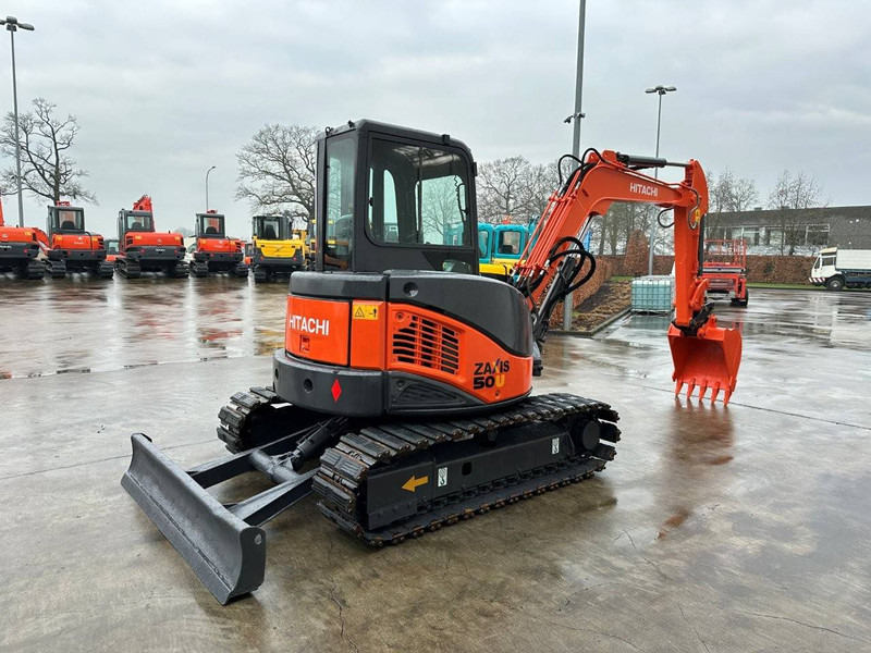 Hitachi ZX50U-2 - Багер гасеничар: слика 4 Hitachi ZX50U-2 - Багер гасеничар: слика 4