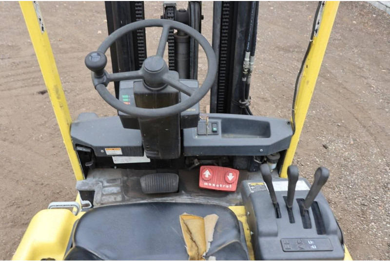 Електричен вилушкар Hyster J1.80XMT: слика 17