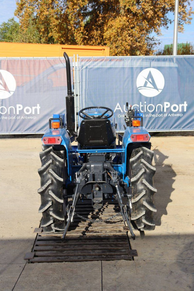 Iseki TU1700 - Трактор: слика 5 Iseki TU1700 - Трактор: слика 5