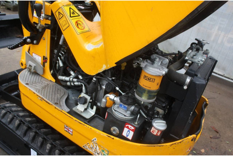 Мини багер JCB 8008 CT: слика 13