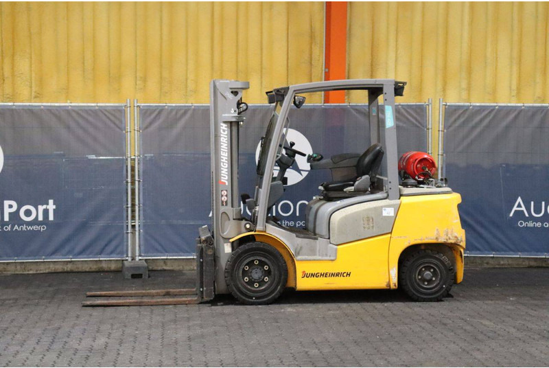 Jungheinrich TFG 425 - Плински вилушкар: слика 1 Jungheinrich TFG 425 - Плински вилушкар: слика 1