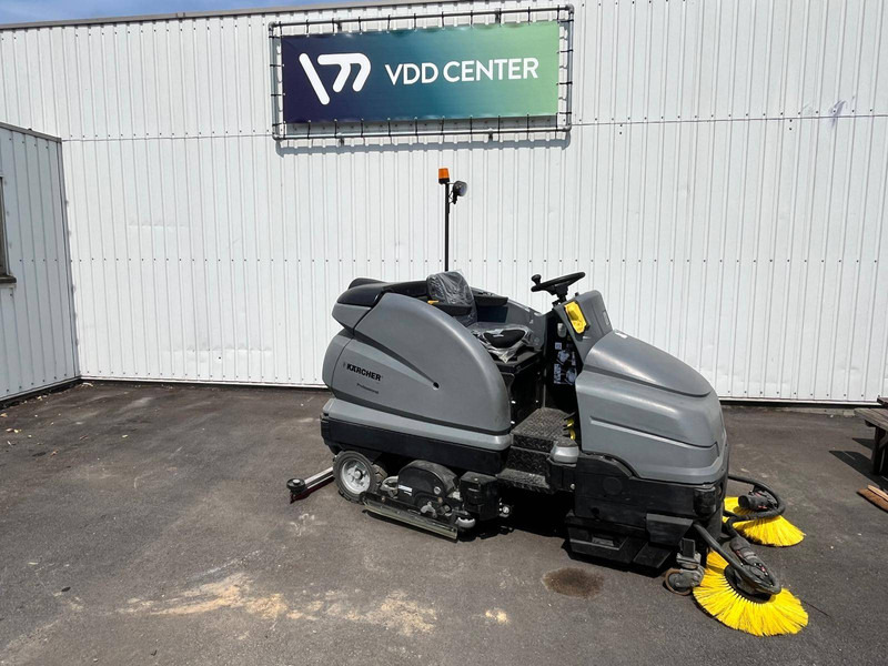 Kärcher R120 - Возило за метење: слика 2 Kärcher R120 - Возило за метење: слика 2