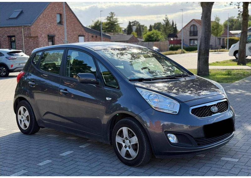 Kia Venga (I) 1.4 CVVT - Седан: слика 4 Kia Venga (I) 1.4 CVVT - Седан: слика 4