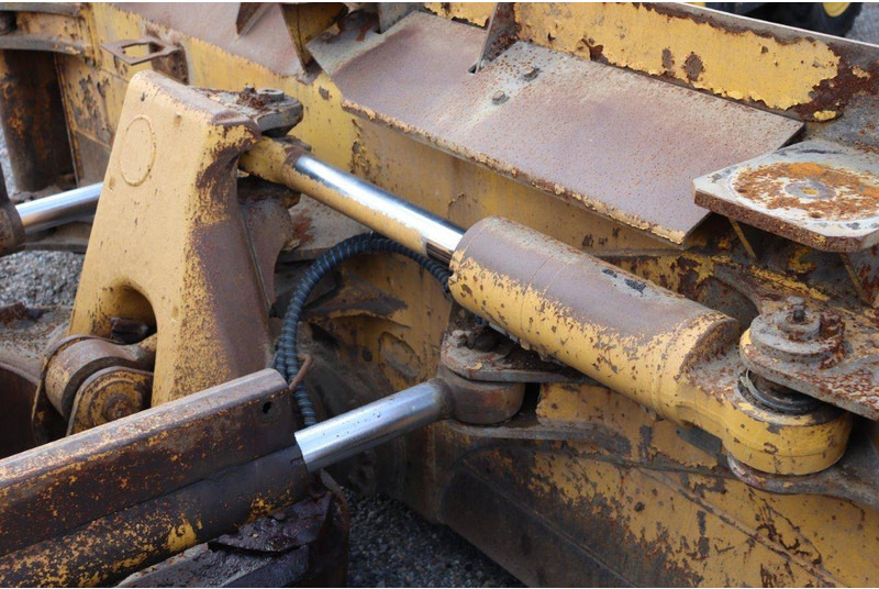 Булдожер Komatsu D61PX-15EO: слика 11