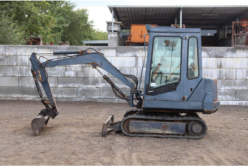 Komatsu PC10-6 - Багер гасеничар: слика 2 Komatsu PC10-6 - Багер гасеничар: слика 2