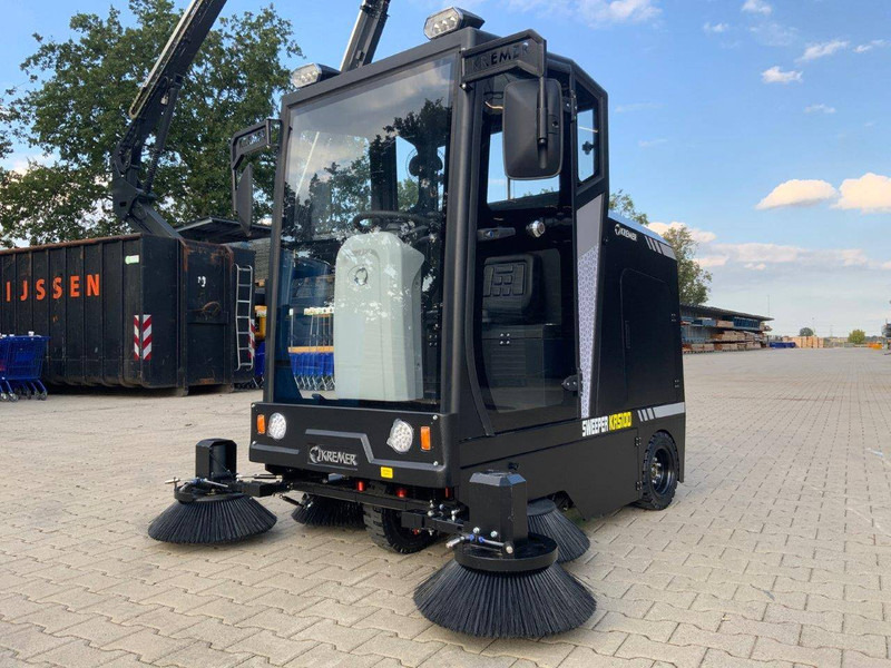 Kremer KRS100 - Возило за метење: слика 1 Kremer KRS100 - Возило за метење: слика 1