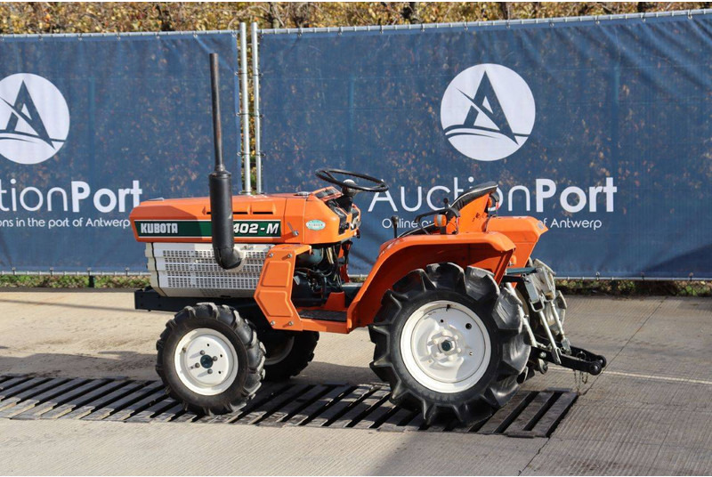 Kubota B1402DT - Трактор: слика 3 Kubota B1402DT - Трактор: слика 3