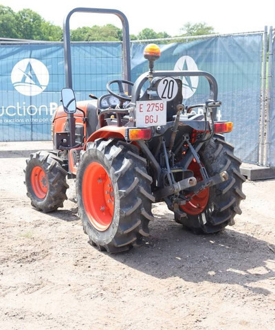 Kubota B2530 - Трактор: слика 3 Kubota B2530 - Трактор: слика 3