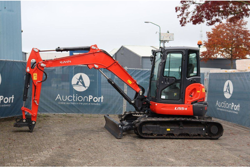 Kubota U55-4 - Багер гасеничар: слика 1 Kubota U55-4 - Багер гасеничар: слика 1
