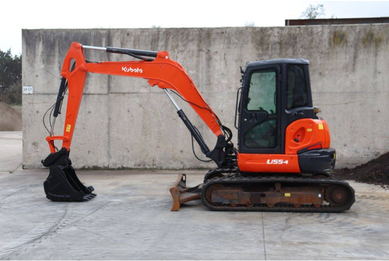Kubota U55-4 - Багер гасеничар: слика 2 Kubota U55-4 - Багер гасеничар: слика 2