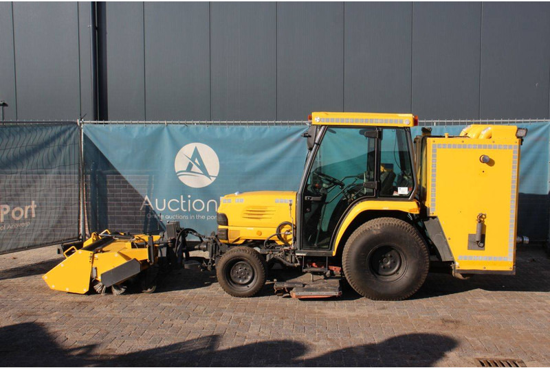 Kubota Version STV40 - Трактор: слика 2 Kubota Version STV40 - Трактор: слика 2