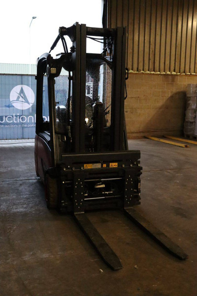 Електричен вилушкар Linde E20L-02: слика 7