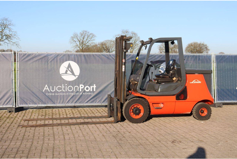 Linde E40P - Електричен вилушкар: слика 1 Linde E40P - Електричен вилушкар: слика 1