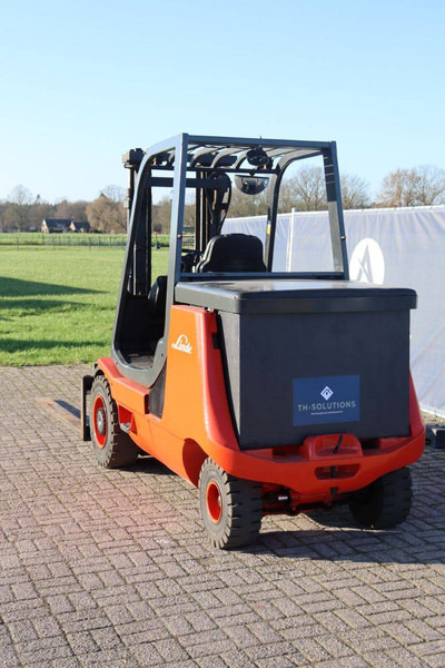 Linde E40P - Електричен вилушкар: слика 4 Linde E40P - Електричен вилушкар: слика 4