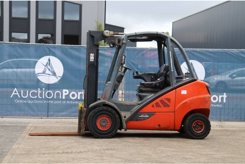 Linde H25D-02 - Дизел вилушкар: слика 1 Linde H25D-02 - Дизел вилушкар: слика 1