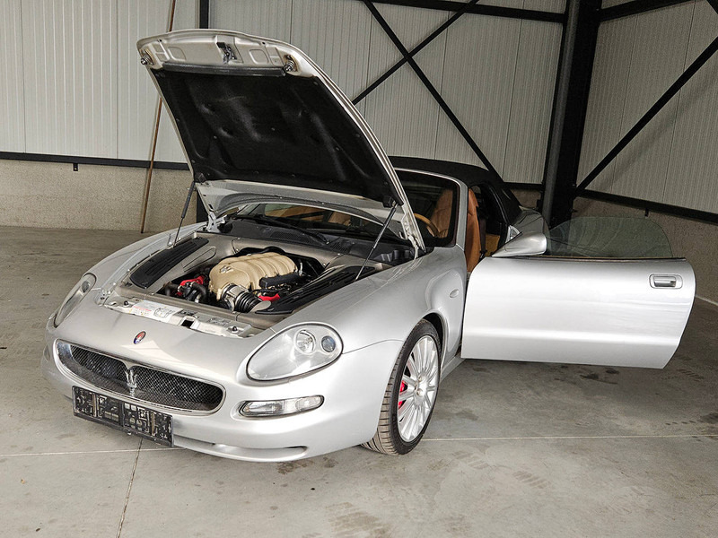 Автомобил Maserati Spyder Cambiocorsa: слика 17