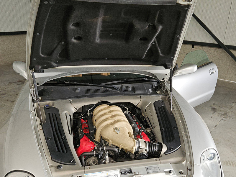 Автомобил Maserati Spyder Cambiocorsa: слика 18