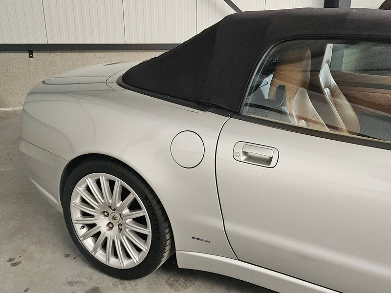 Автомобил Maserati Spyder Cambiocorsa: слика 6