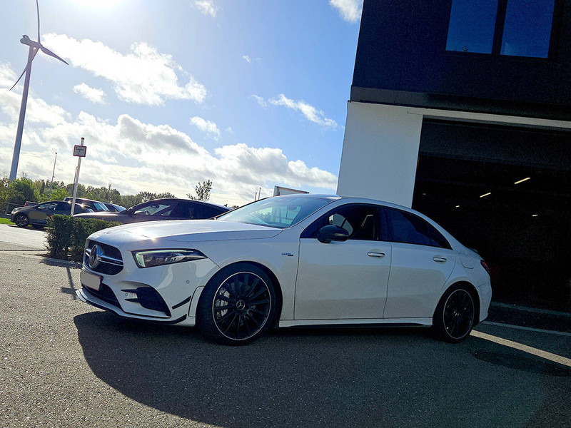 Mercedes-Benz A-Klasse (W117 - update) Berline _ A 35 Turbo 4Matic - Седан: слика 2 Mercedes-Benz A-Klasse (W117 - update) Berline _ A 35 Turbo 4Matic - Седан: слика 2