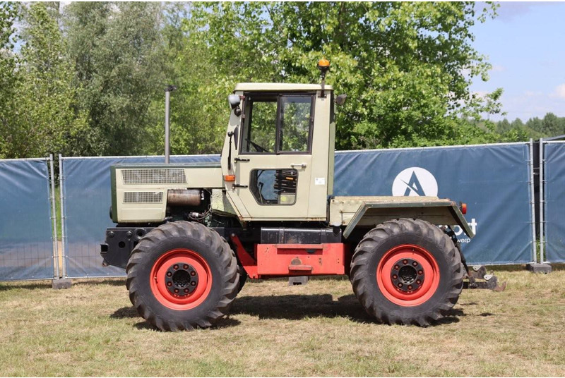 Mercedes-Benz MB Trac 800 - Трактор: слика 2 Mercedes-Benz MB Trac 800 - Трактор: слика 2