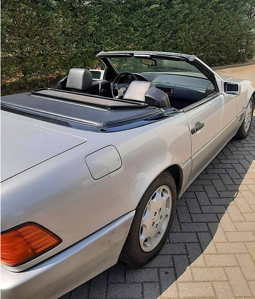 Mercedes-Benz SL-Klasse (R129) _ 300 -24 - Седан: слика 4 Mercedes-Benz SL-Klasse (R129) _ 300 -24 - Седан: слика 4