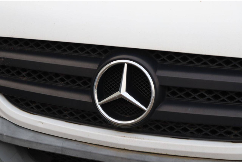 Комбе фургон Mercedes-Benz Sprinter: слика 11