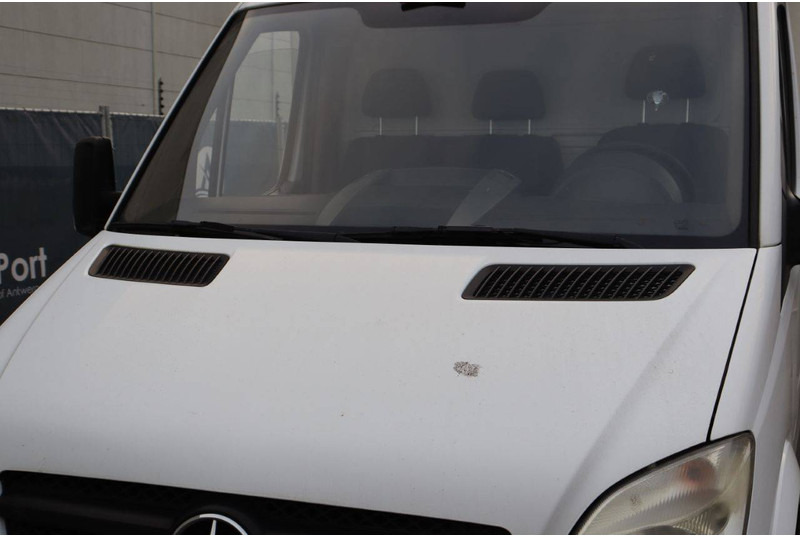 Комбе фургон Mercedes-Benz Sprinter: слика 12