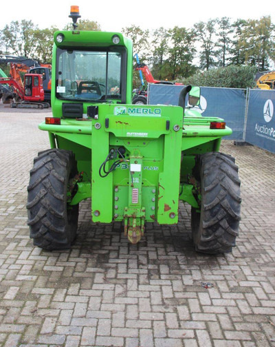 Merlo P34.7 PLUS - Телескопски ракувач: слика 4 Merlo P34.7 PLUS - Телескопски ракувач: слика 4