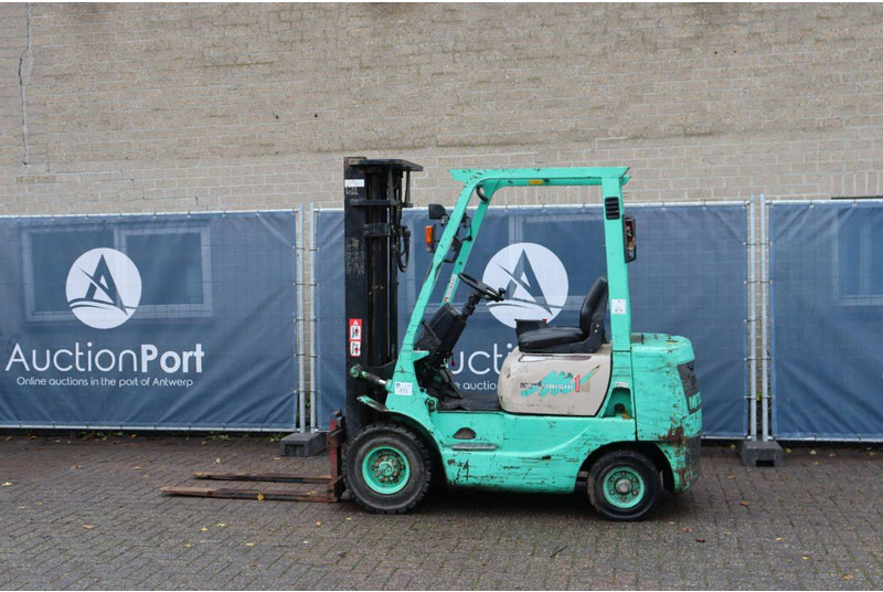 Mitsubishi FD15 - Дизел вилушкар: слика 3 Mitsubishi FD15 - Дизел вилушкар: слика 3