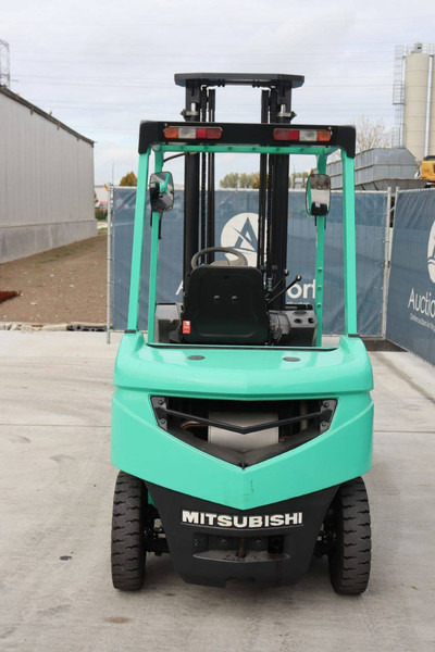 Mitsubishi FGE20T - Дизел вилушкар: слика 5 Mitsubishi FGE20T - Дизел вилушкар: слика 5