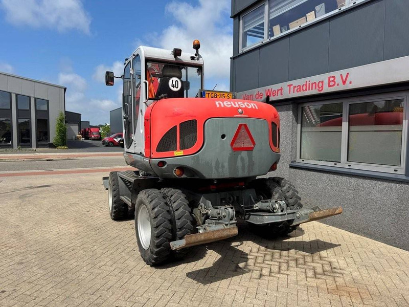 Neuson 9503WD - Багер на тркала: слика 4 Neuson 9503WD - Багер на тркала: слика 4