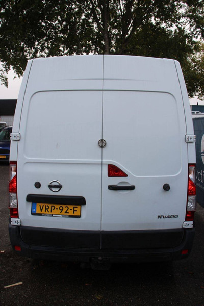 Nissan NV400 - Товарно комбе: слика 4 Nissan NV400 - Товарно комбе: слика 4