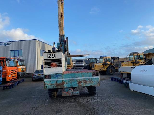 Onbekend - Бочен утоварувач: слика 5 Onbekend - Бочен утоварувач: слика 5