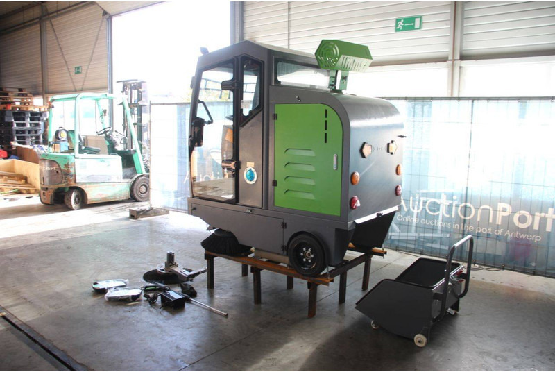 Onbekend D19 - Возило за метење: слика 3 Onbekend D19 - Возило за метење: слика 3