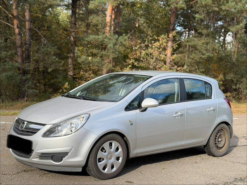 Opel Corsa 1.3 CDTI - Седан: слика 1 Opel Corsa 1.3 CDTI - Седан: слика 1
