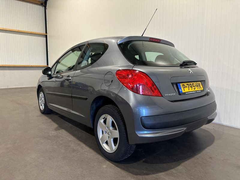 Peugeot 207 - Автомобил: слика 3 Peugeot 207 - Автомобил: слика 3