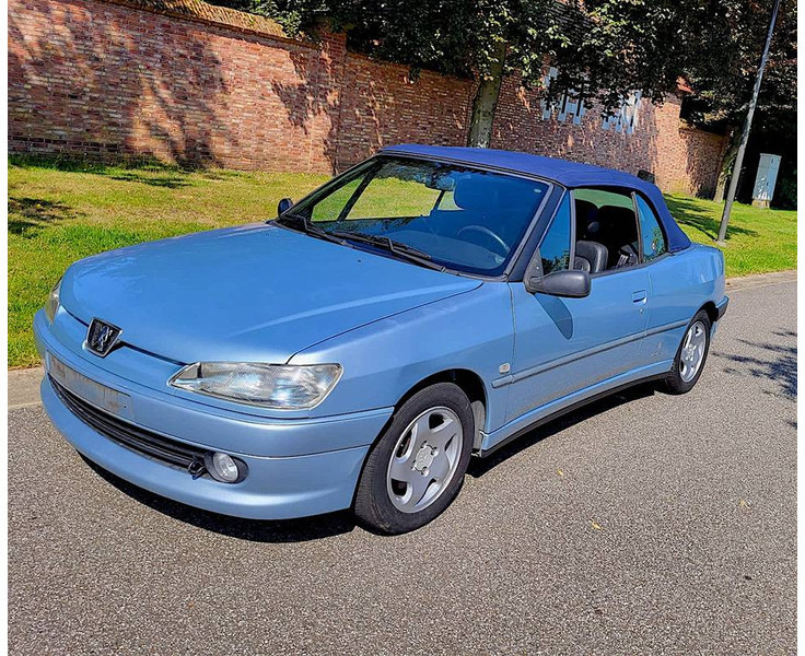 Peugeot 306 Cabriolet 1.6 Automatic - Автомобил: слика 1 Peugeot 306 Cabriolet 1.6 Automatic - Автомобил: слика 1