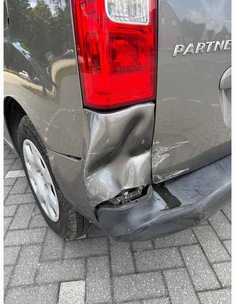 Peugeot Partner Tepee 1.6 HDI - Седан: слика 5 Peugeot Partner Tepee 1.6 HDI - Седан: слика 5