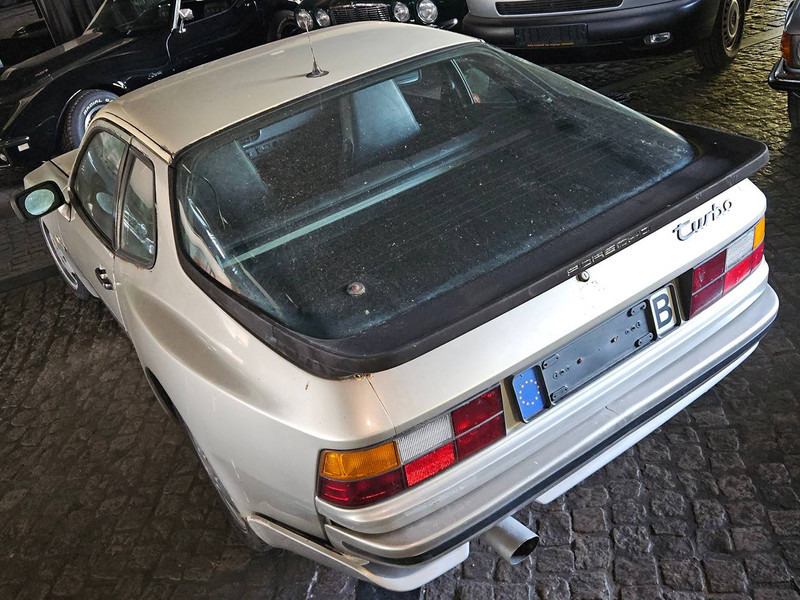 Porsche 944 Turbo - Седан: слика 2 Porsche 944 Turbo - Седан: слика 2