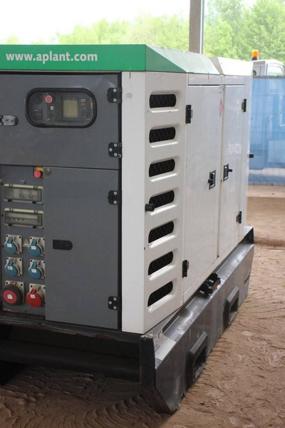 SDMO R110C3 - Генераторска поставка: слика 5 SDMO R110C3 - Генераторска поставка: слика 5