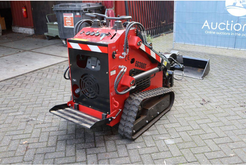 Нов Натоварувач гасеничар SKIDSTER EG380T: слика 6