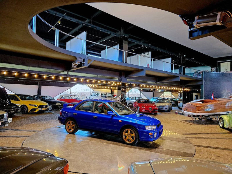 Subaru Impreza 2.0 GT Turbo AWD - Автомобил: слика 4 Subaru Impreza 2.0 GT Turbo AWD - Автомобил: слика 4