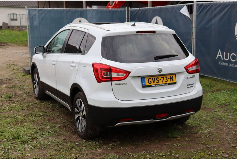 Suzuki SX4 - Седан: слика 4 Suzuki SX4 - Седан: слика 4