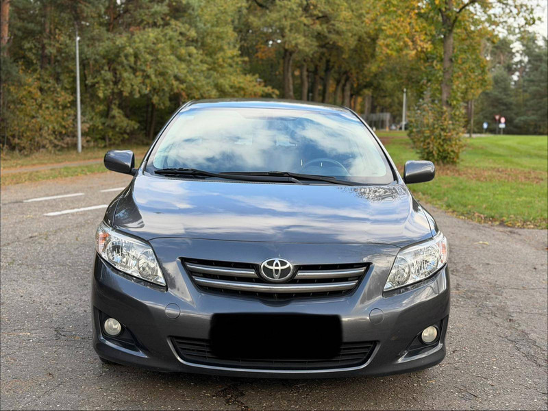 Toyota Corolla 1.4 D - Седан: слика 4 Toyota Corolla 1.4 D - Седан: слика 4