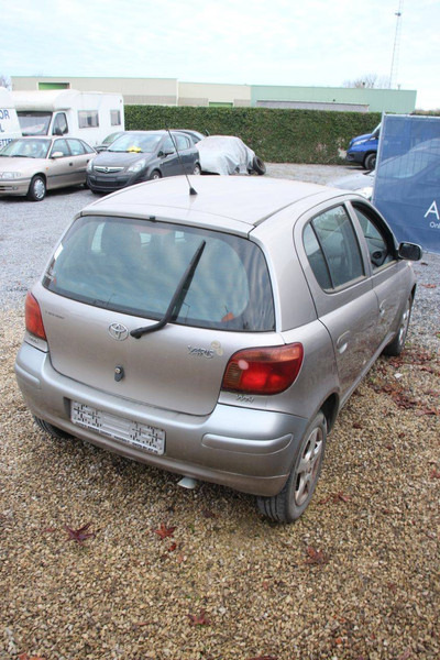 Toyota Yaris - Седан: слика 5 Toyota Yaris - Седан: слика 5